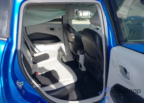 2018 Jeep Compass Latitude 4X4 from USA, damaged, VIN 3C4NJDBB3JT463585